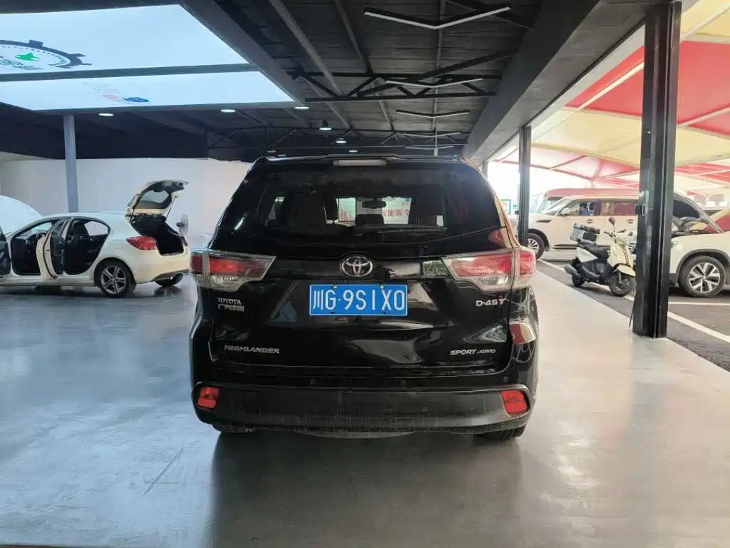 Toyota Highlander — миниатюра 7