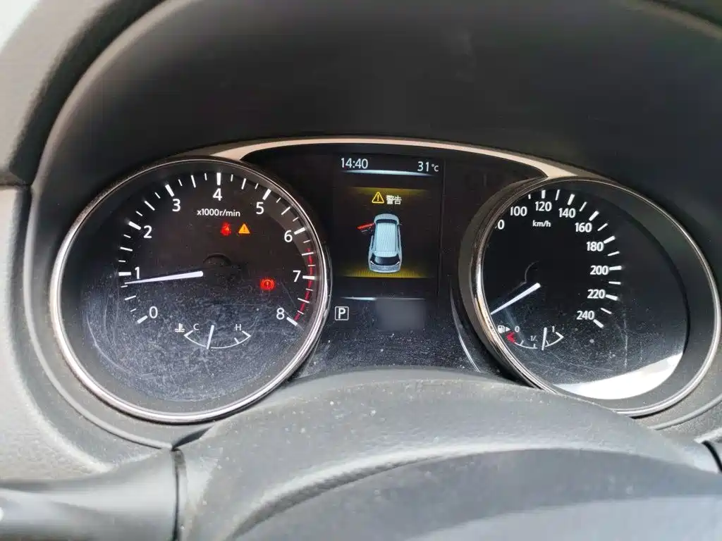 Nissan X-Trail — миниатюра 4