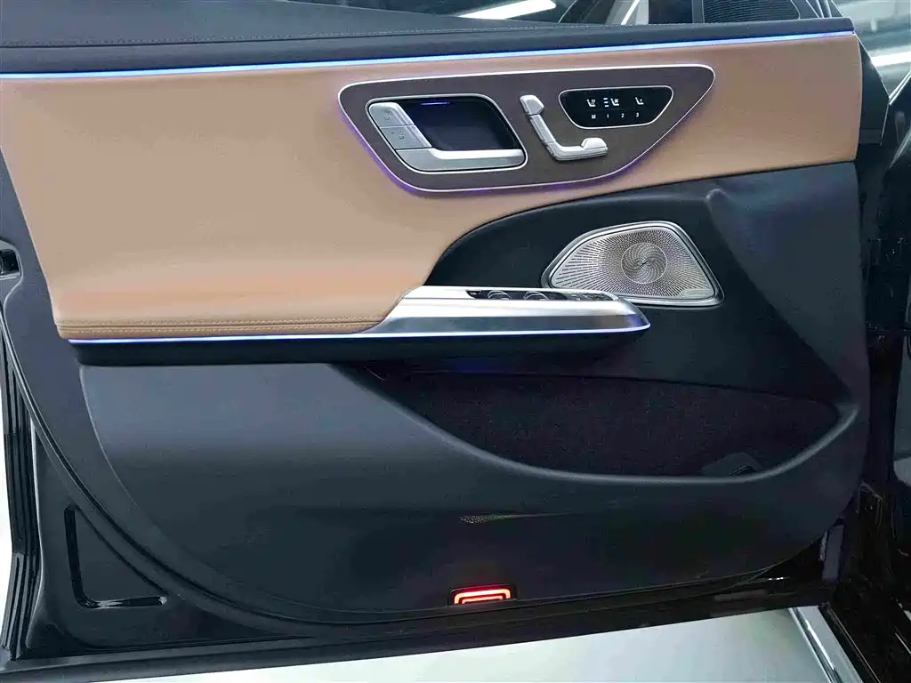 Mercedes-Benz E-Class E 2025 E 300 L Luxury