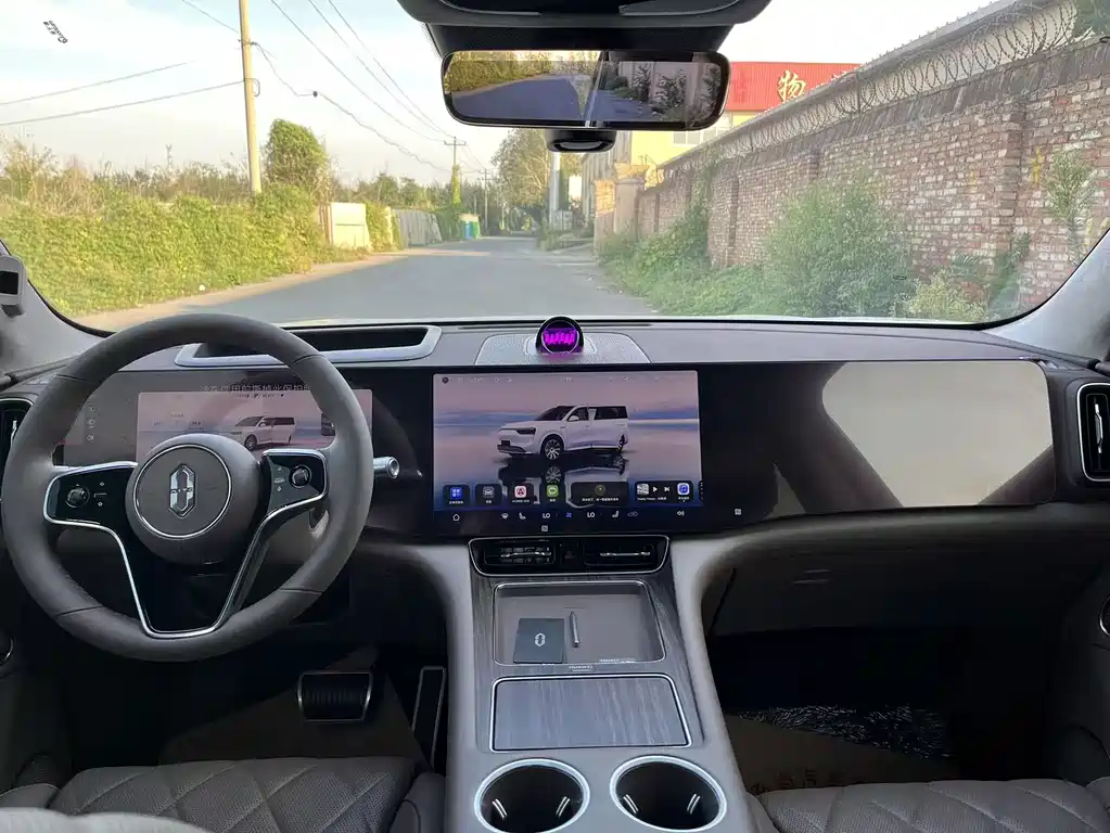 AITO AITO M8 — миниатюра 9