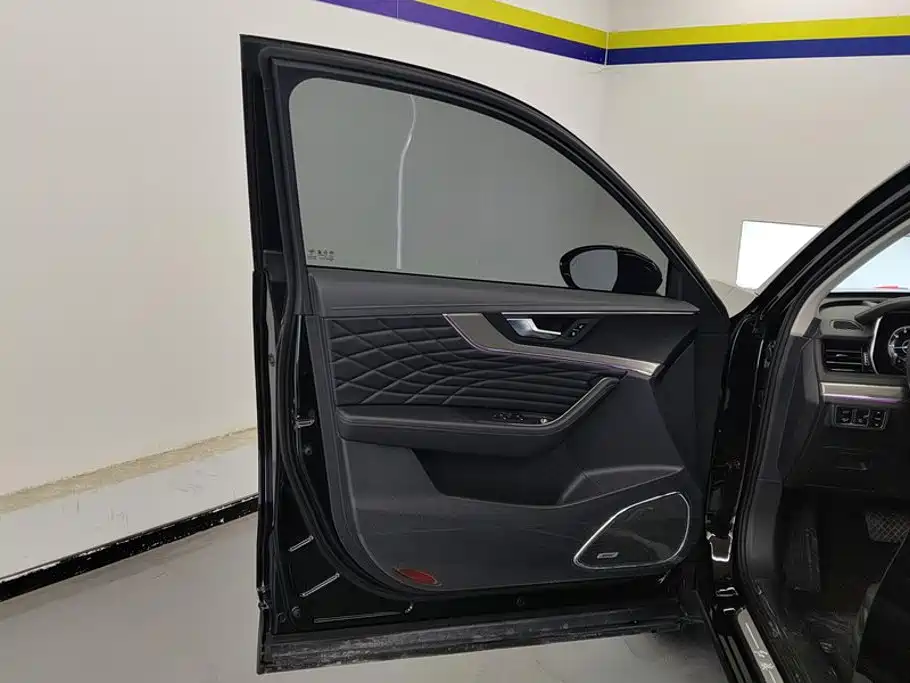 Hongqi Hongqi HS5 — миниатюра 7
