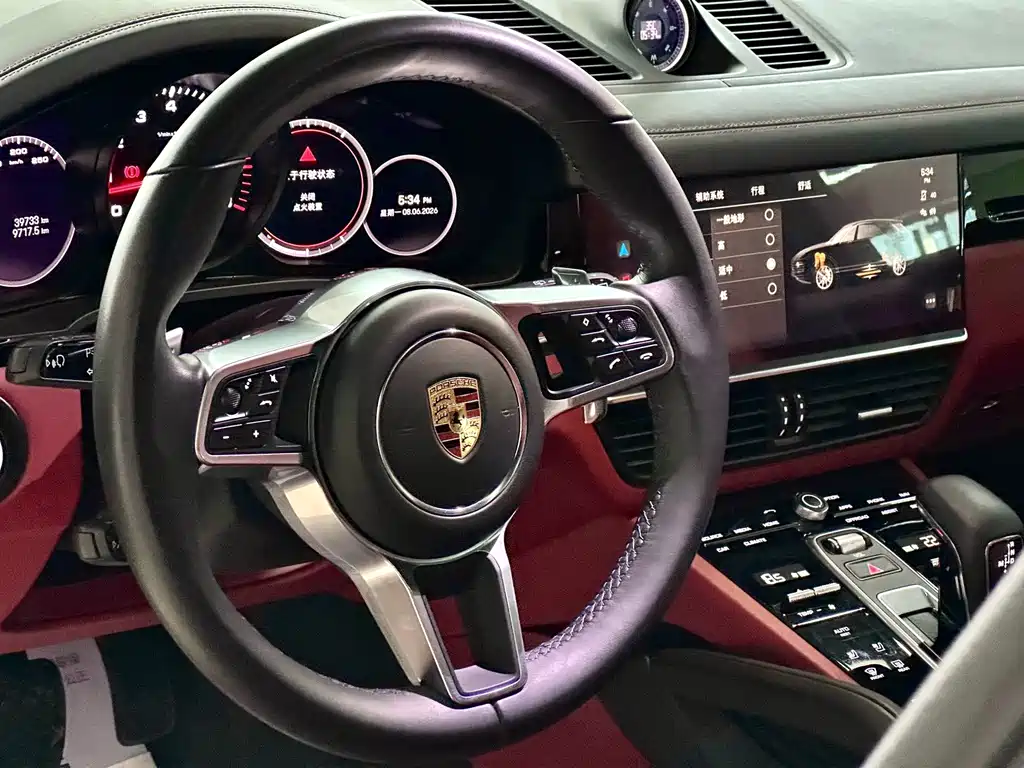 Porsche Cayenne — миниатюра 13