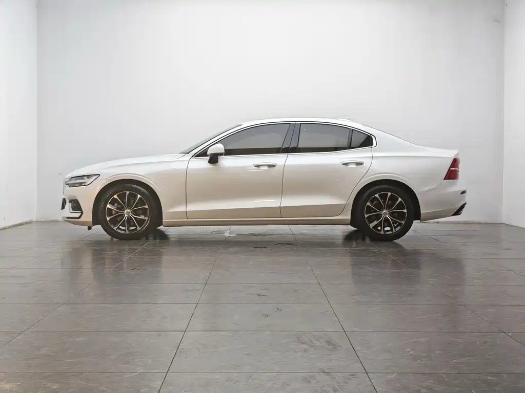 Volvo S60 — миниатюра 11