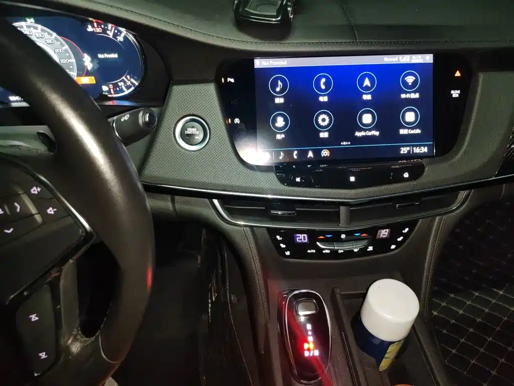 Cadillac CT6 — миниатюра 9