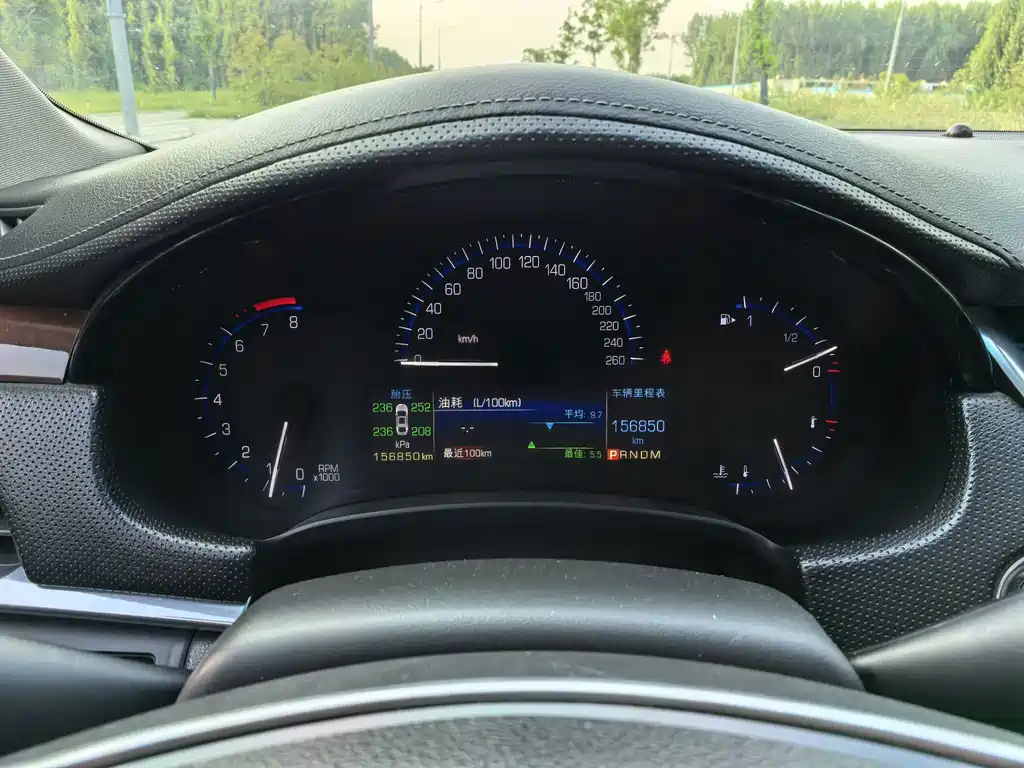 Cadillac XTS — миниатюра 8
