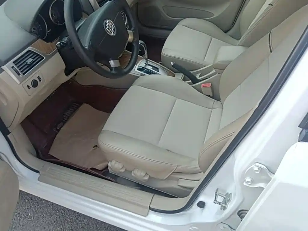 Buick Excelle — миниатюра 15