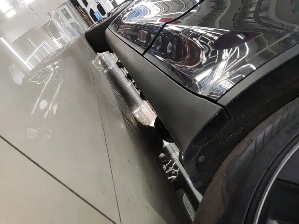 Tesla Model Y — миниатюра 22