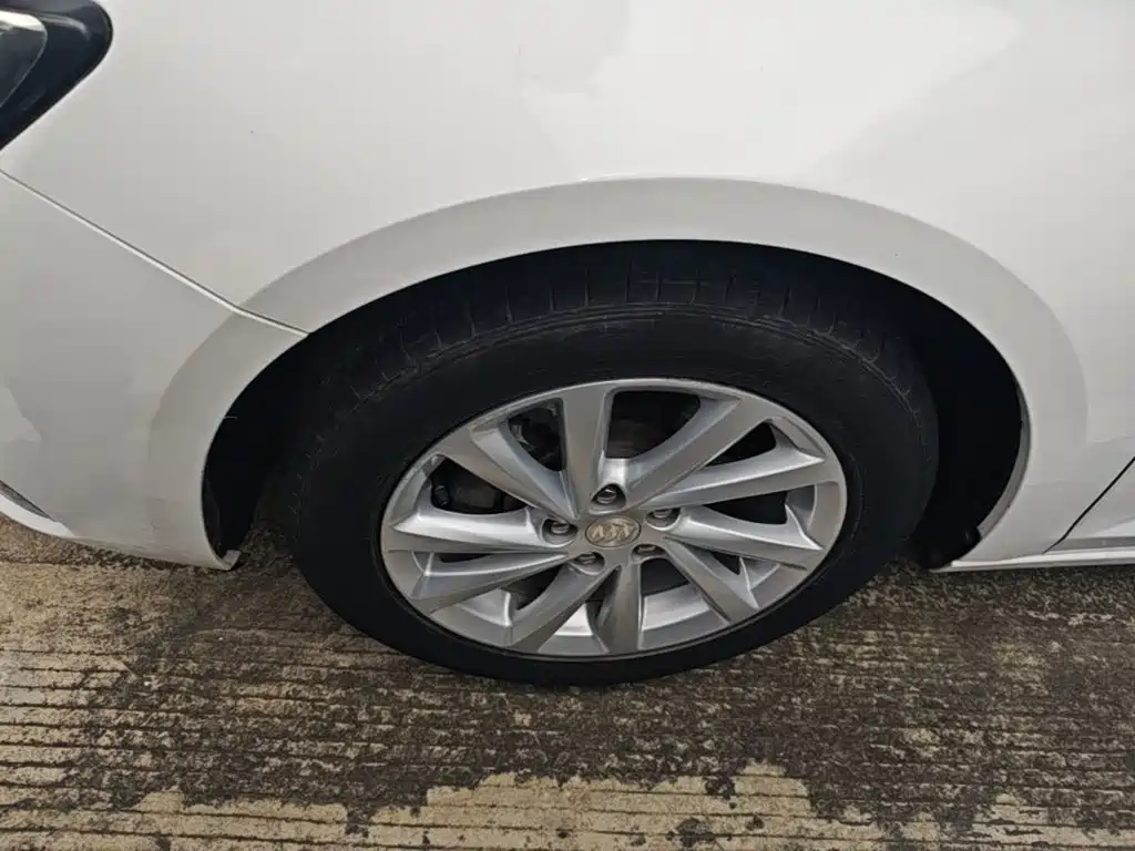 Buick Verano — миниатюра 23