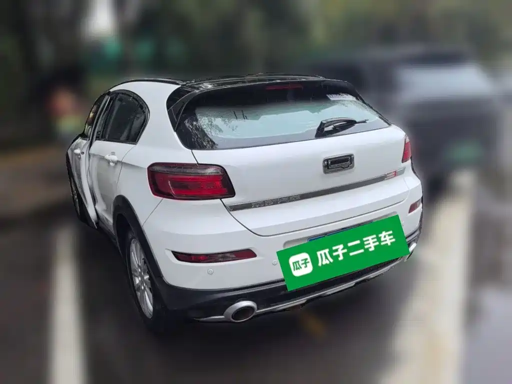 Qoros Qoros 3 — миниатюра 4
