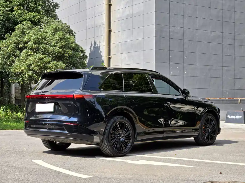 XPeng G9 — миниатюра 4
