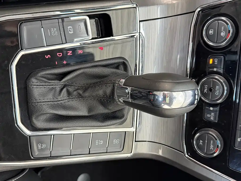 Volkswagen Passat — миниатюра 10