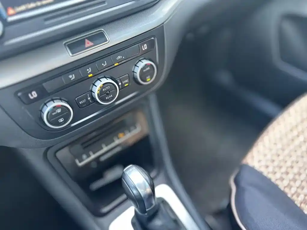 Volkswagen Sharan — миниатюра 15