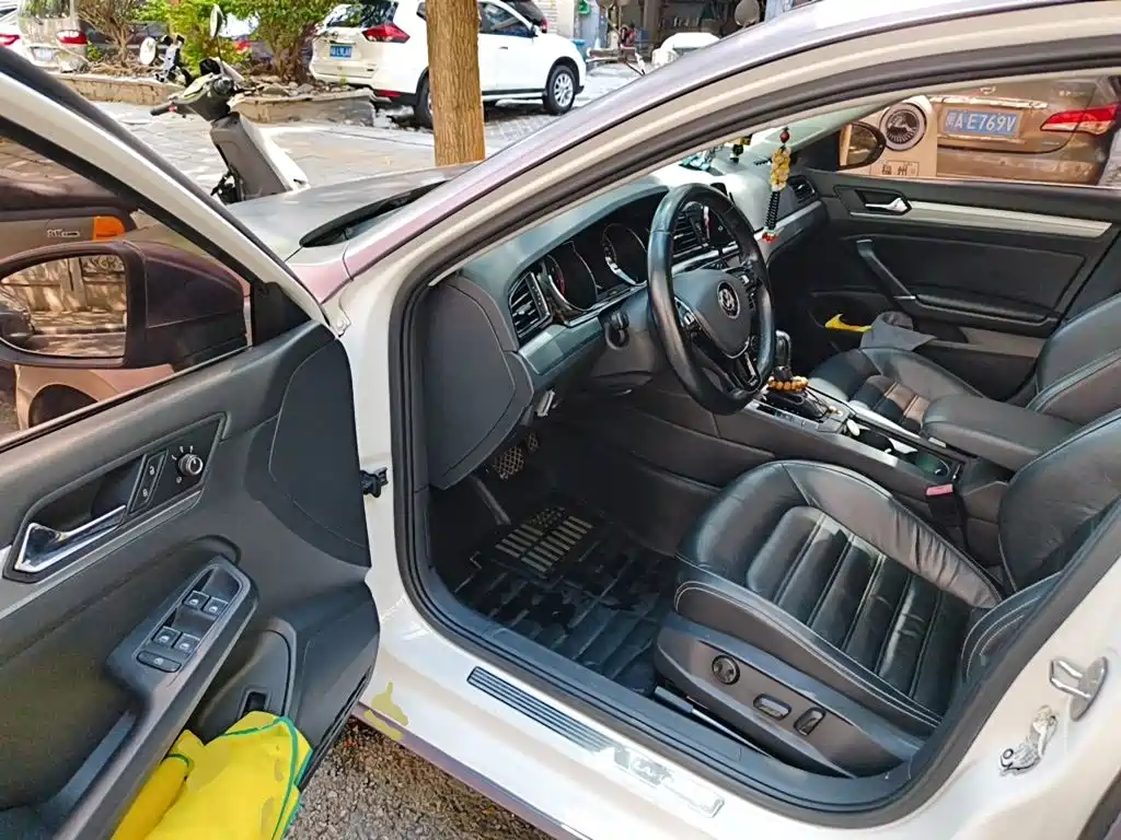 Volkswagen Lamando — миниатюра 17