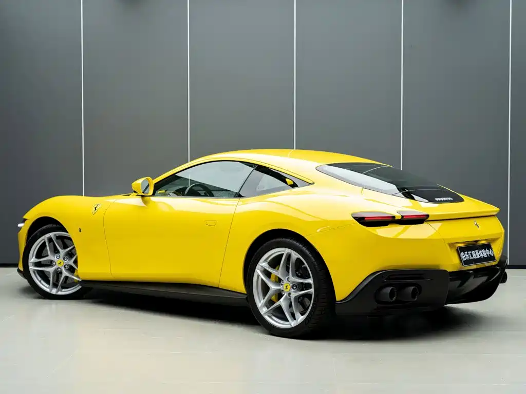 Ferrari Roma — миниатюра 7