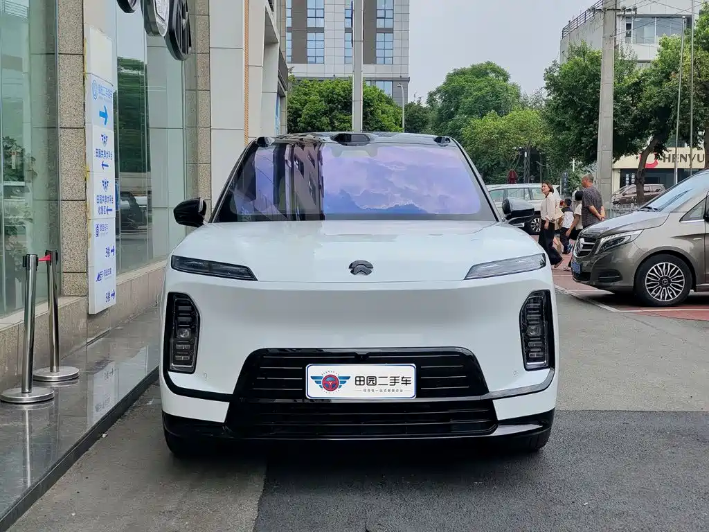 NIO 蔚来ES9 — миниатюра 2