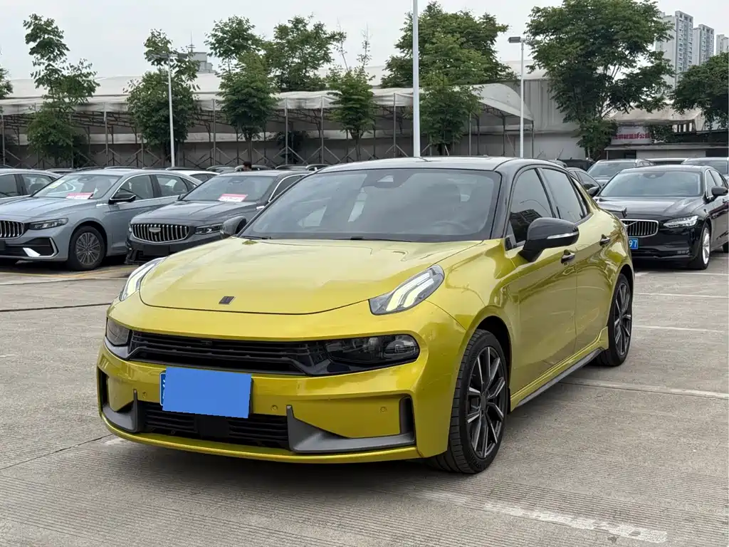 Lynk & Co 03 2020