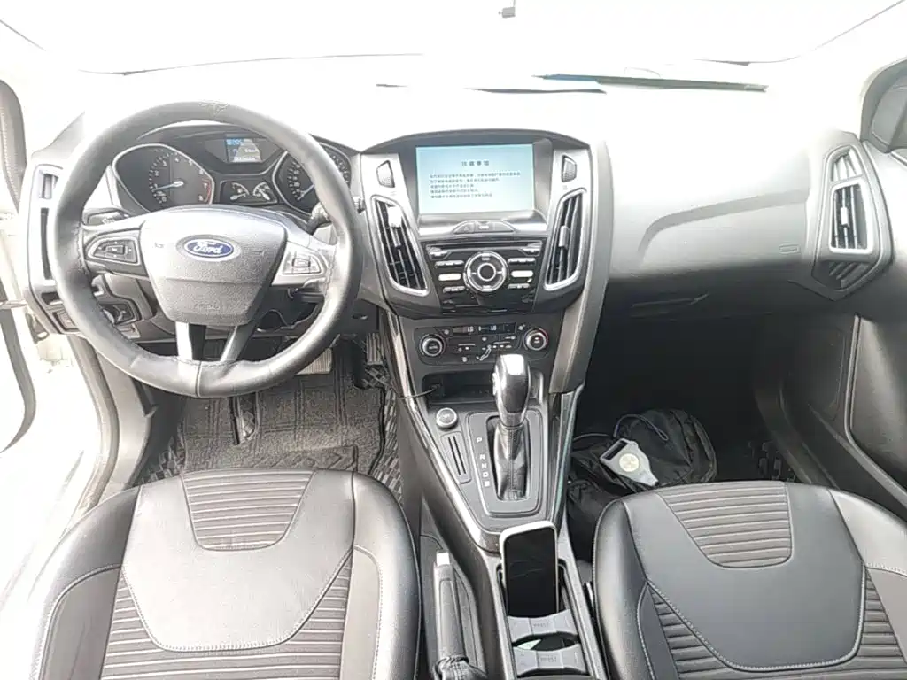Ford Focus — миниатюра 10