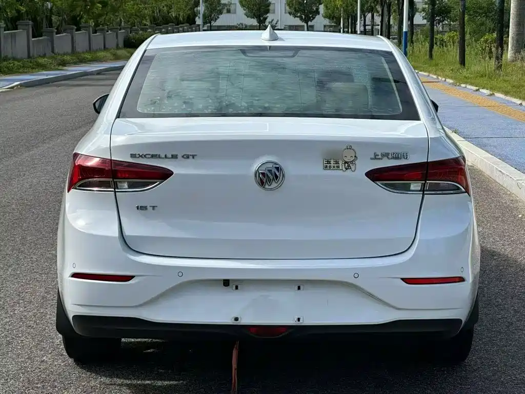 Buick Excelle — миниатюра 6
