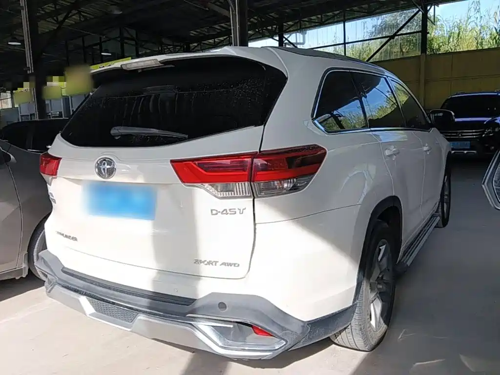 Toyota Highlander — миниатюра 7