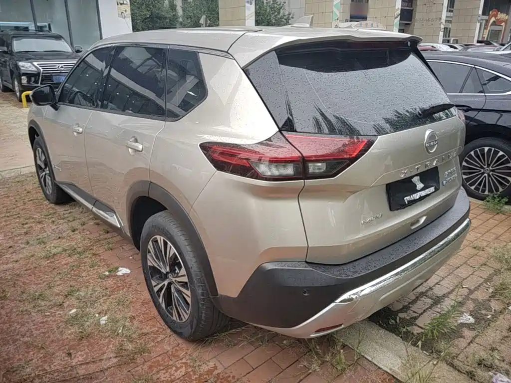 Nissan X-Trail — миниатюра 5