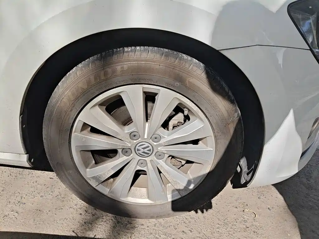 Volkswagen Golf Sportsvan — миниатюра 24