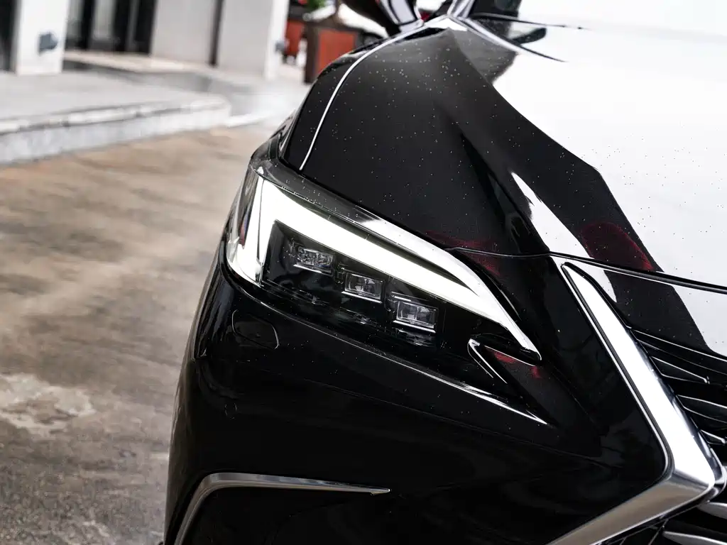 Lexus ES — миниатюра 6