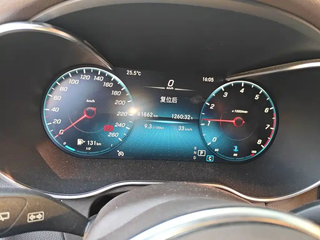 Mercedes-Benz GLC — миниатюра 12