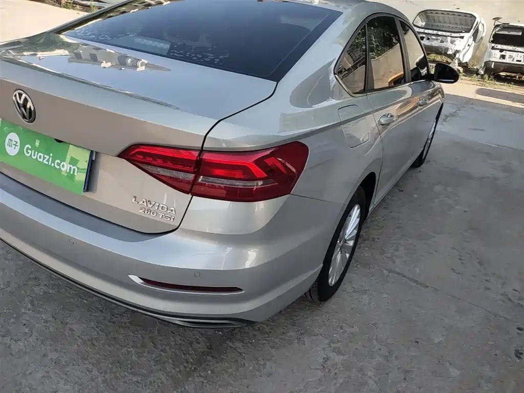Volkswagen Lavida 2019 280TSI DSG Comfort VI