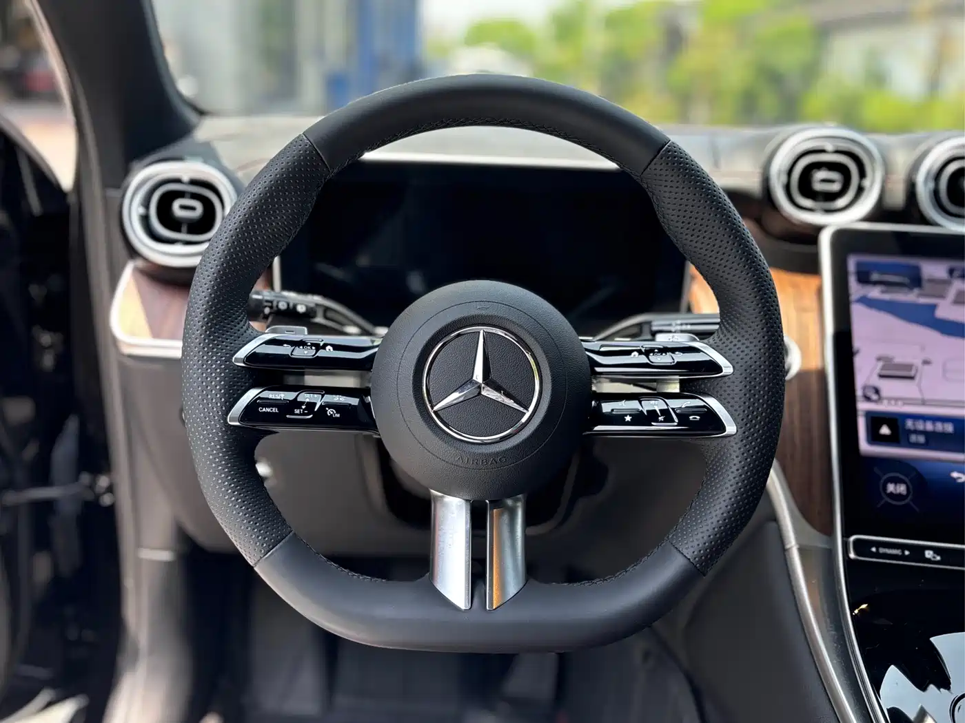 Mercedes-Benz GLC 2024 Черный из Китая, фото 4