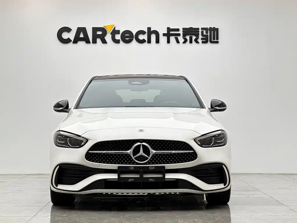 Mercedes-Benz C-Class — миниатюра 7