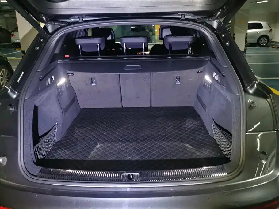 Audi Q5L 2023 40T Luxury