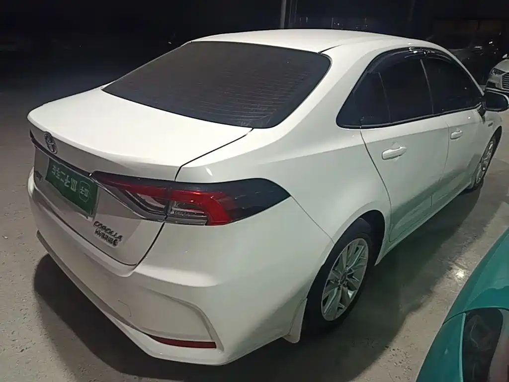 Toyota Corolla — миниатюра 7