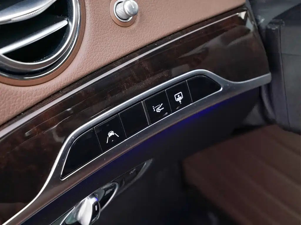 Mercedes-Benz S-Class — миниатюра 14
