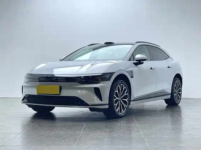 2025 Zeekr 007