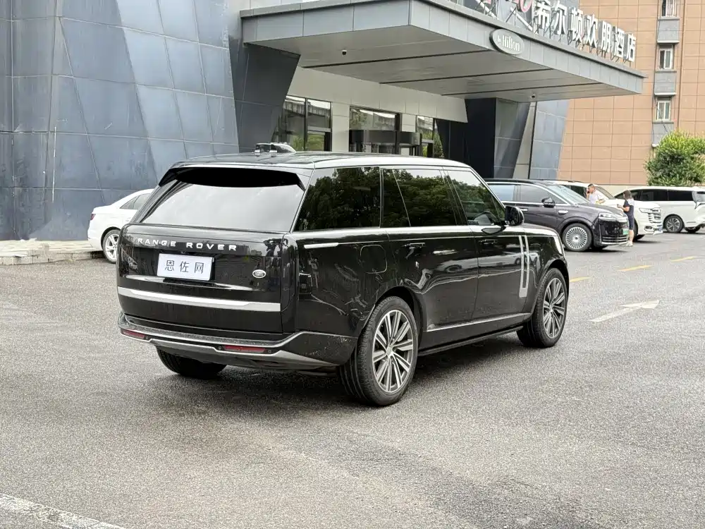 Land Rover Range Rover — миниатюра 28