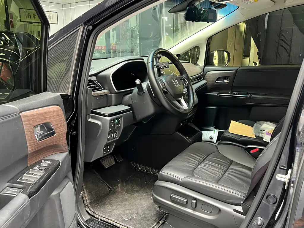 Honda Odyssey — миниатюра 4