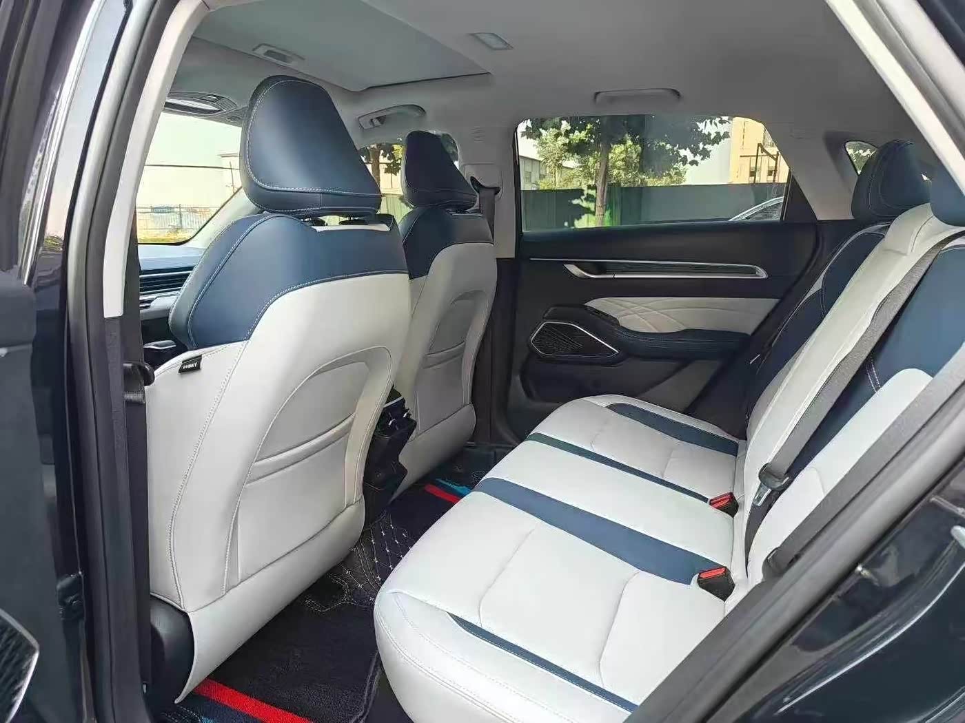 Geely Emgrand 1.5 л 2023 г. Чёрный, пробег 38000 км