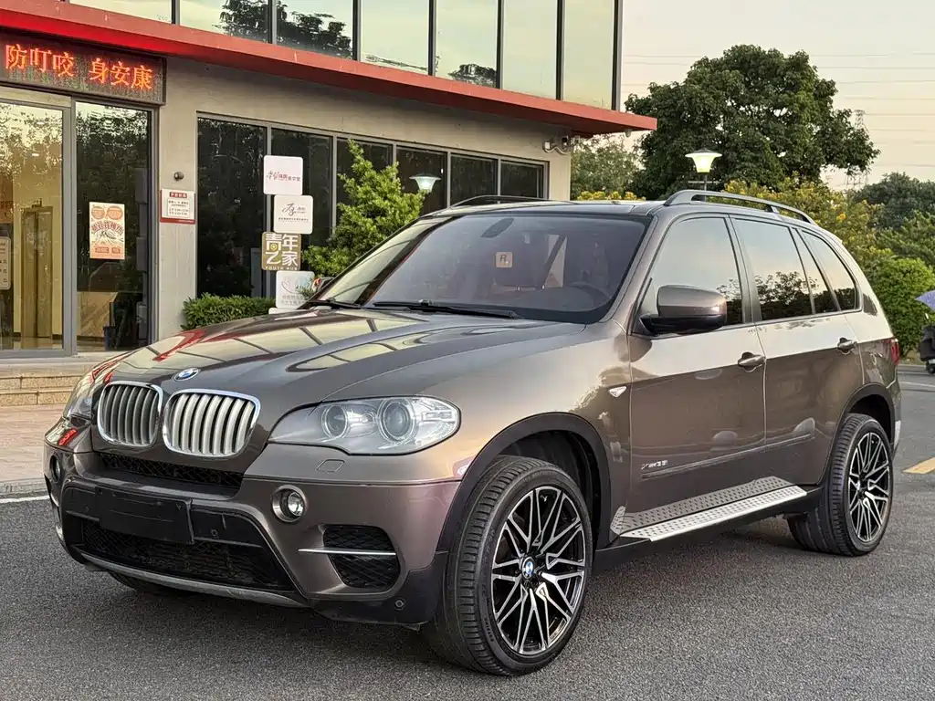 BMW X5 (Import)