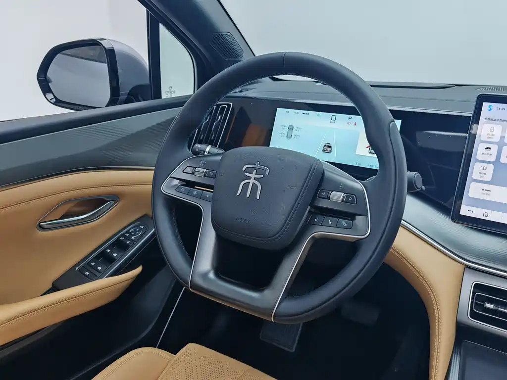 BYD L DM-i — миниатюра 16