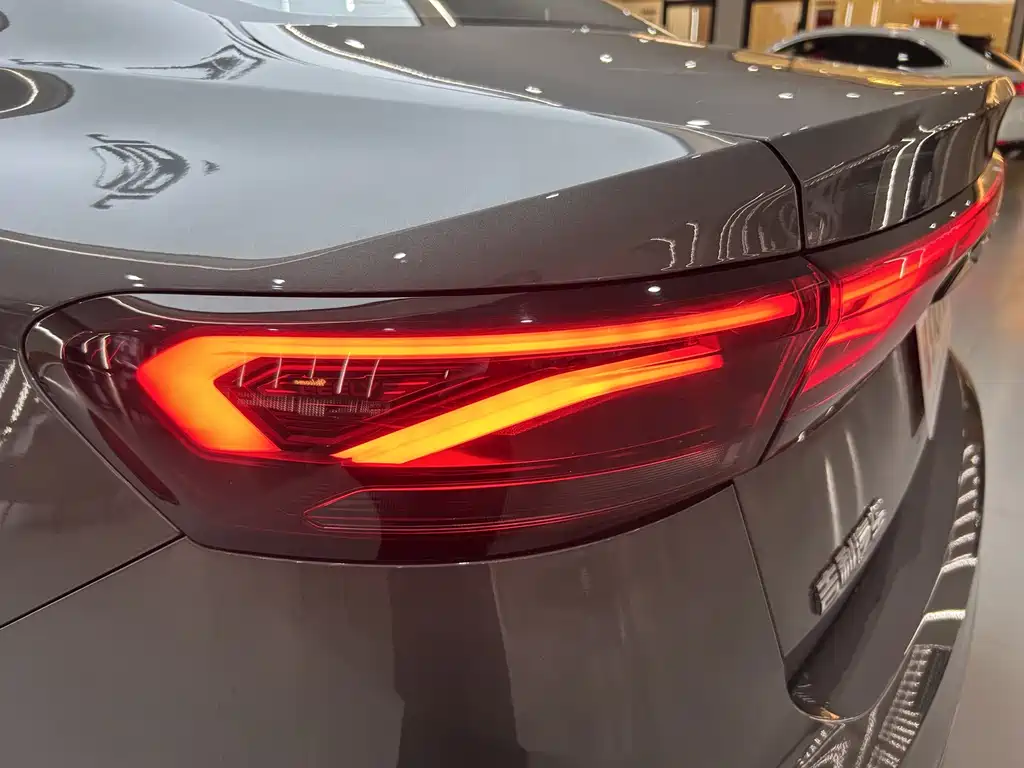 Geely Emgrand — миниатюра 35