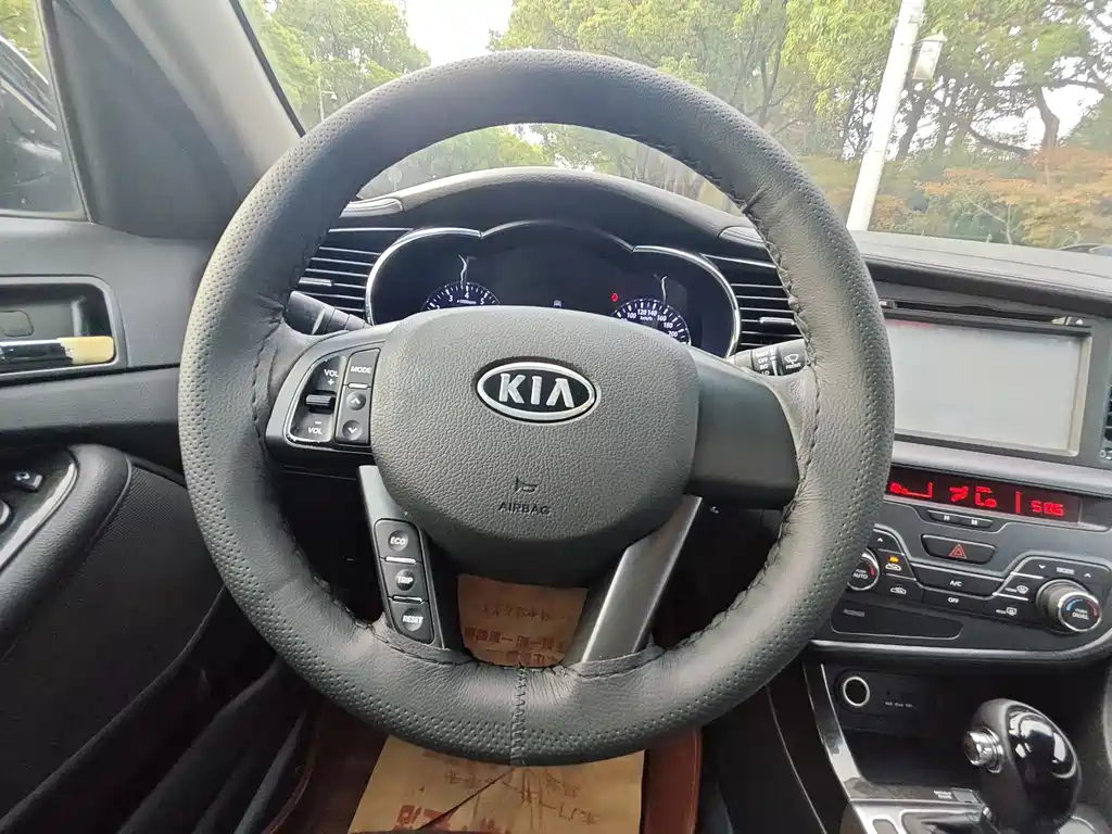 Kia K5 — миниатюра 13