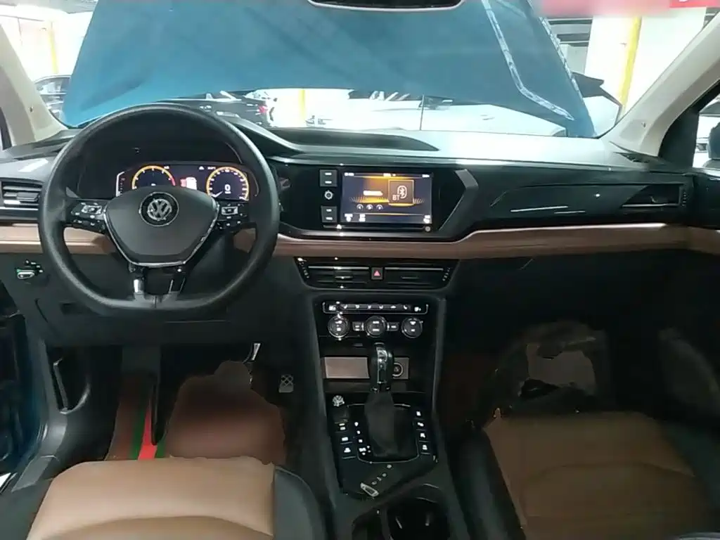 Volkswagen Tharu — миниатюра 10