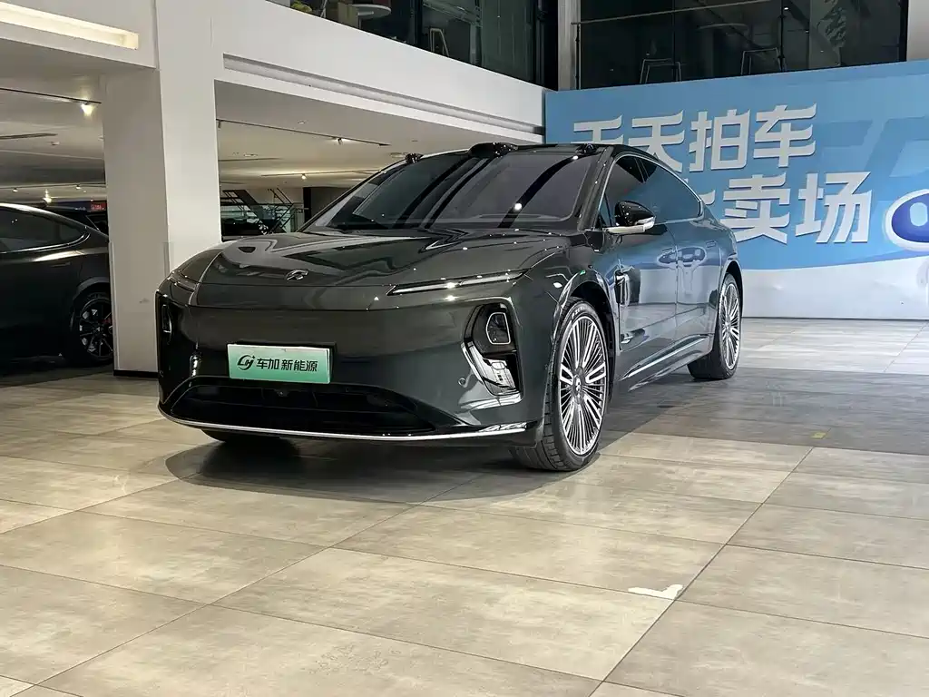NIO ET9