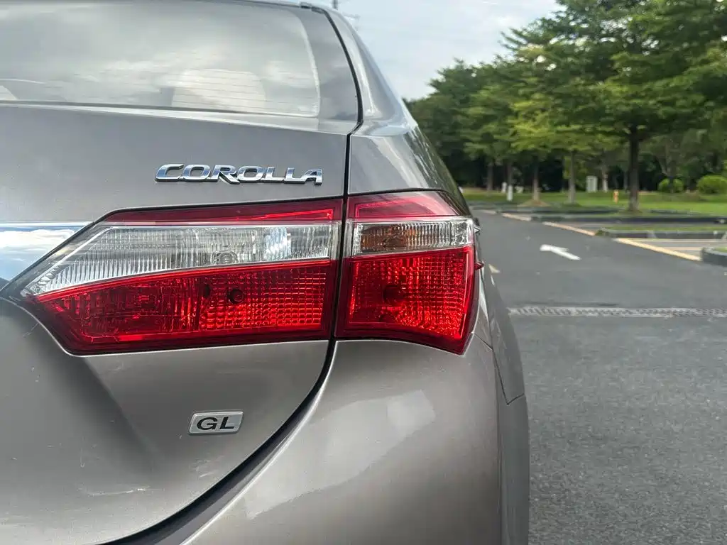 Toyota Corolla — миниатюра 13