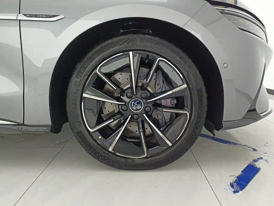 BYD Han — миниатюра 6