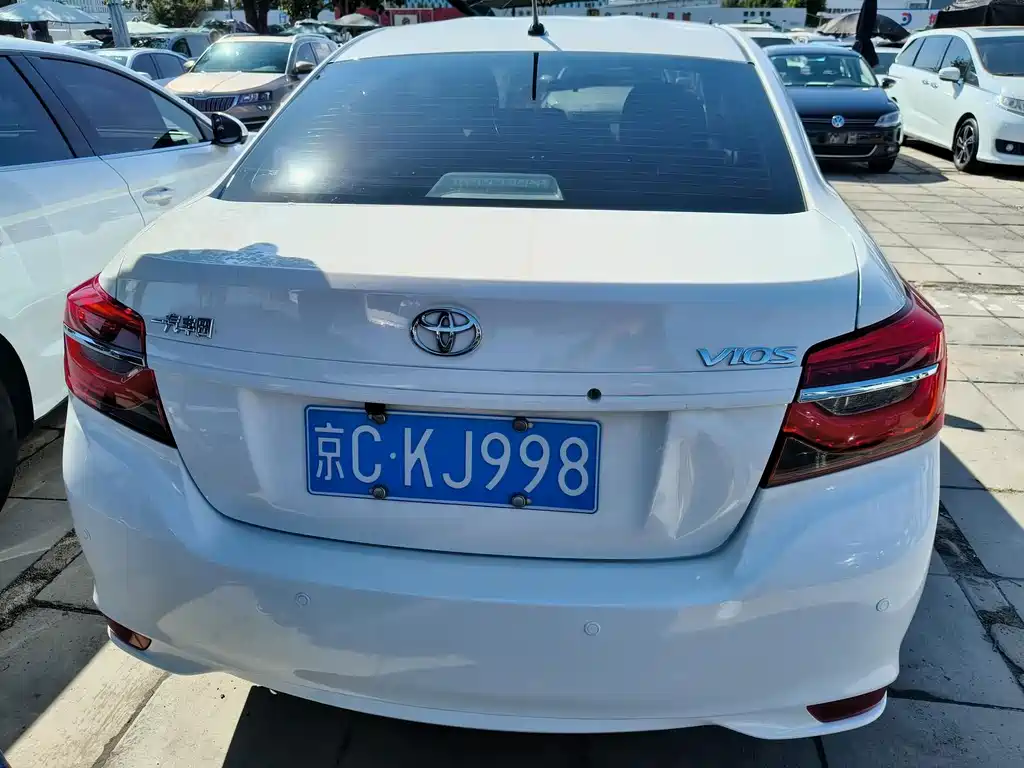 Toyota Vios — миниатюра 5