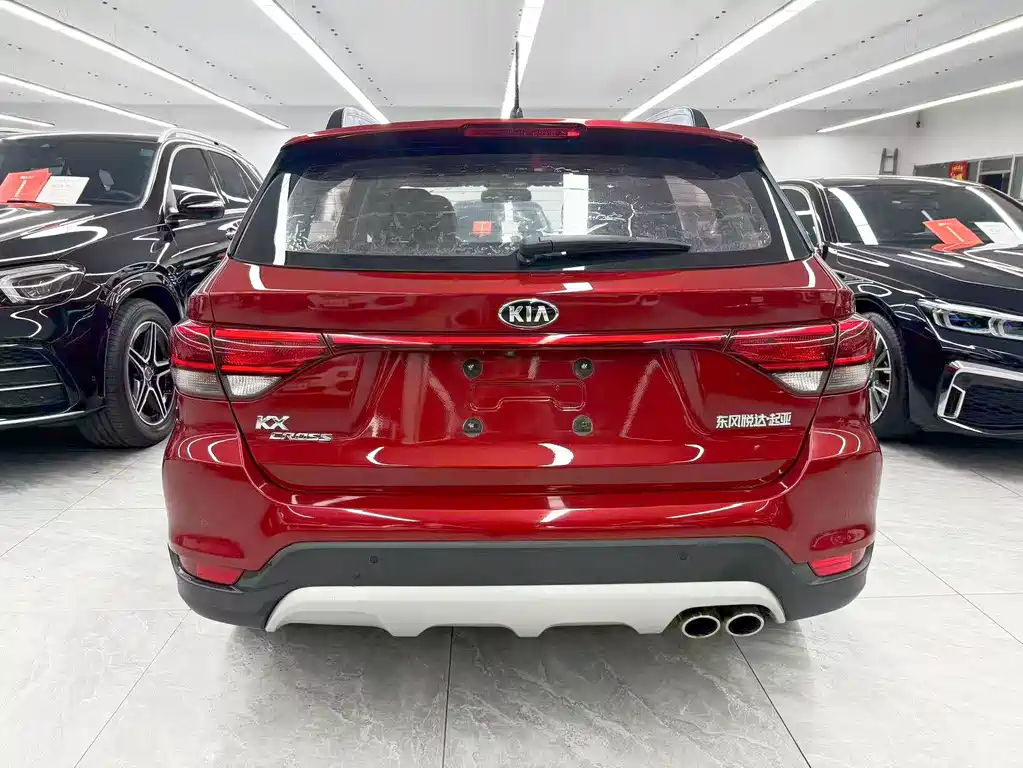 Kia KX Cross — миниатюра 5