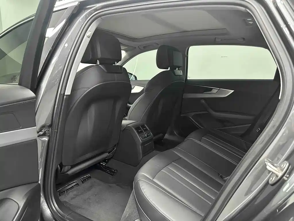 Audi A4L — миниатюра 13