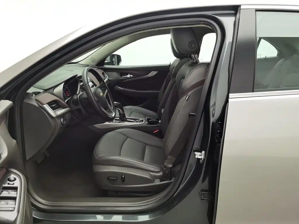 Chevrolet Malibu — миниатюра 10