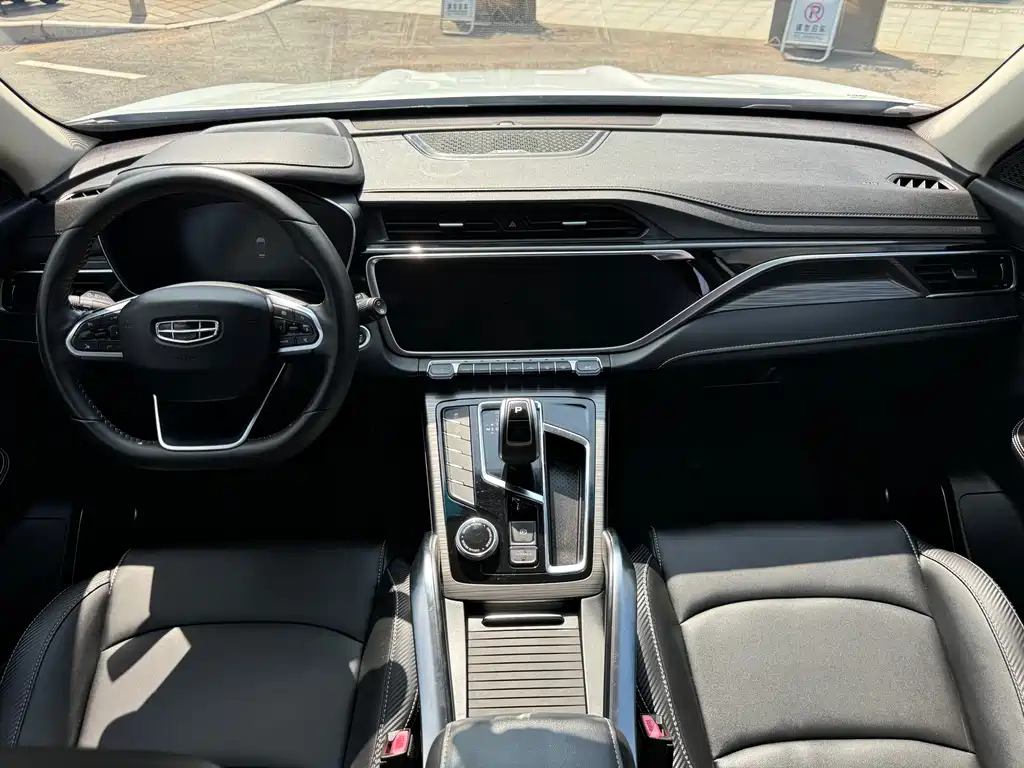 Geely Boyue 2020 1.8TD DCT PRO